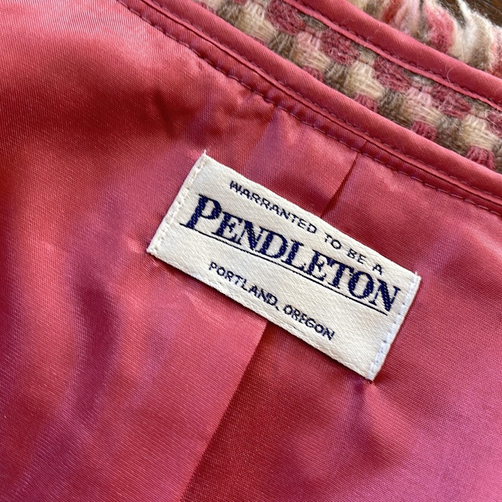 Pendleton Ladies Vintage Jacket - image 3